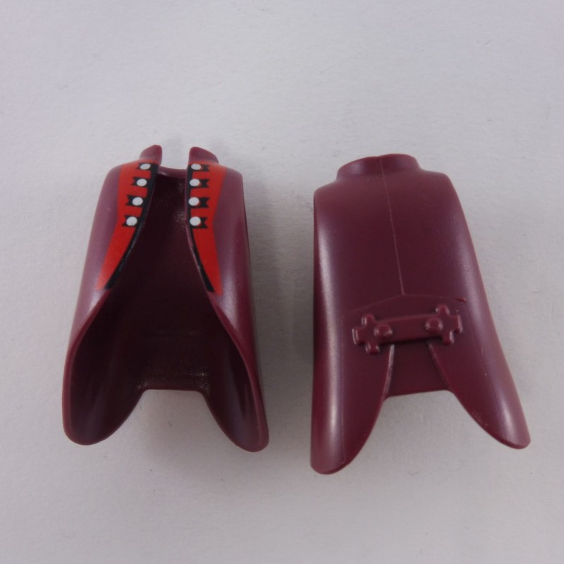 Playmobil 24461 Playmobil Lot de 2 Manteaux Aubergines avec Bords Rouges et Boutons Argent