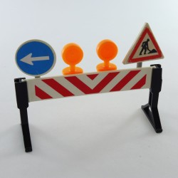 Playmobil 28006 Playmobil Barrier Signs Works Flash Oranges and Panels Sticker a little worn