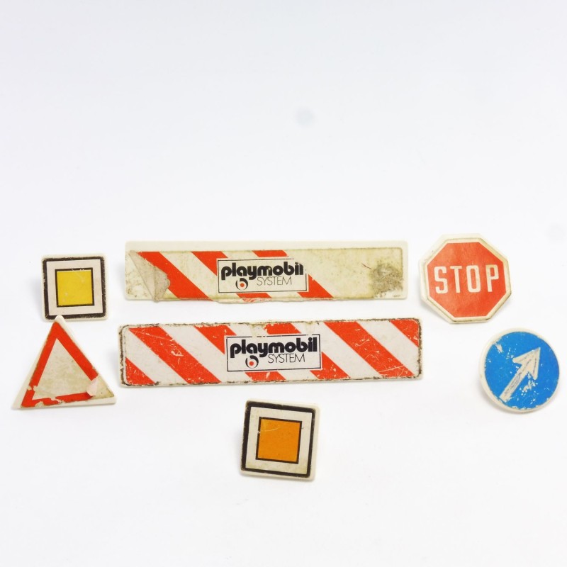 Playmobil 29668 Playmobil Lot of Used Signs