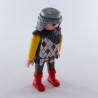 Playmobil 28757 Playmobil Homme Chevalier Gris et Jaune Ecailles Argents Bottes Rouges