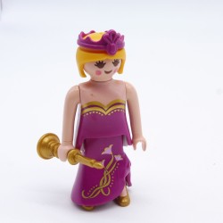Playmobil 32477 Princess Woman with Purple Dress and Chandelier