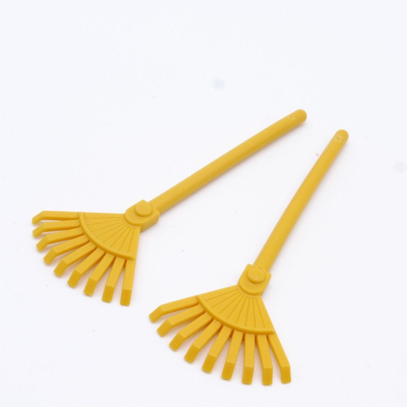 Playmobil 3247 Set of 2 Gardener Orange Rakes