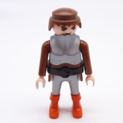 Playmobil 9363 Brown and Silver Knight Black Belt Orange Boots