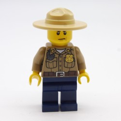 Lego LEG0297 CTY0273 Figurine Homme Garde Forestier City 4439