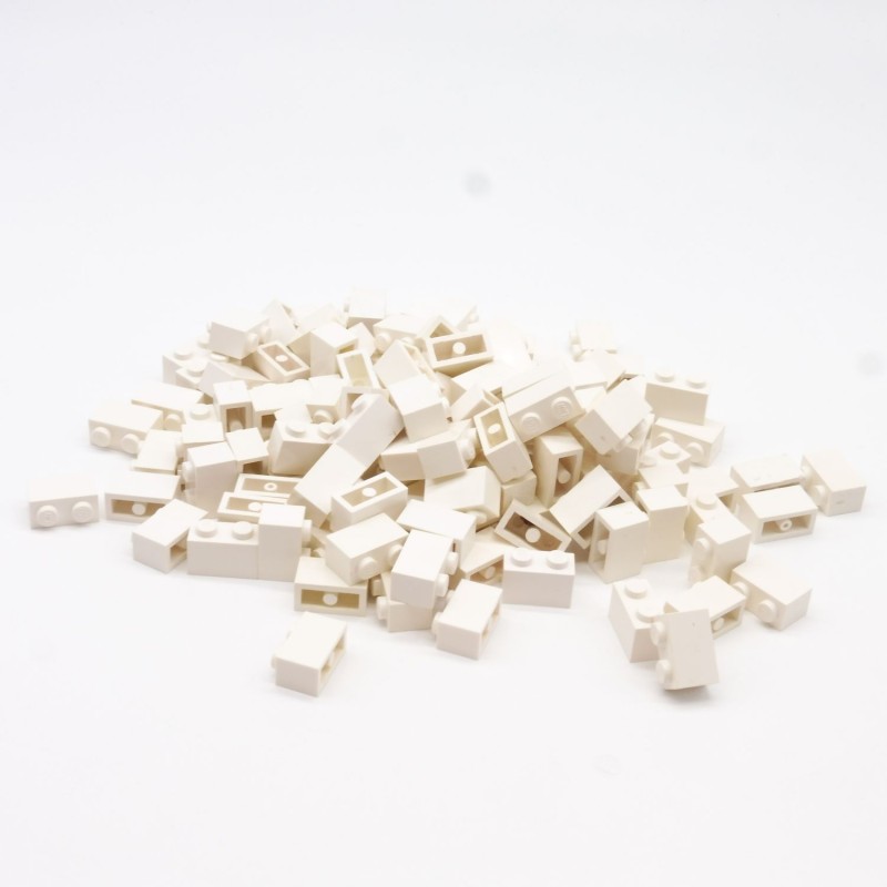 Lego LEG0493 117X 3004 Brick 1x2 White White Slight Yellowing possible