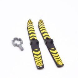 Playmobil 36034 Pair of Black and Yellow Adult Skis with Vintage Attachment 3561
