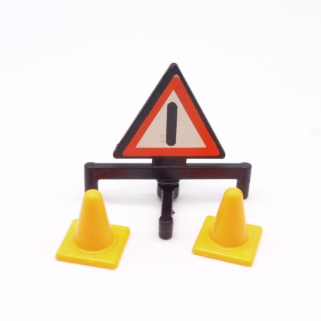 Playmobil 36045 Lot de 2 Petits Cones de Signalisation et Triangle