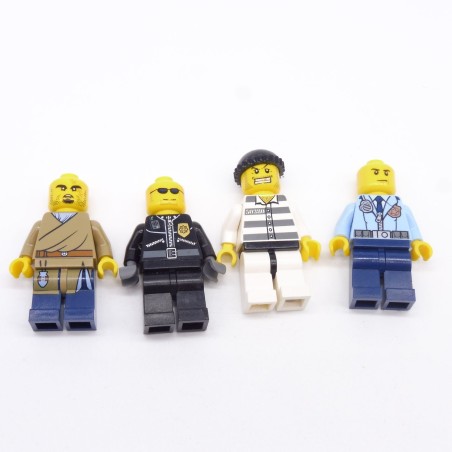 Lego LEG0824 Lot de 4 Figurines Lego