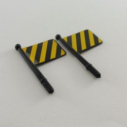 Playmobil 2910 Playmobil Set of 2 Black and Yellow Flags