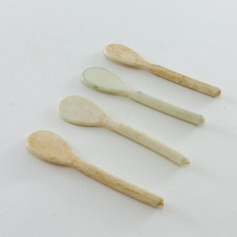 Playmobil 27190 Playmobil Set of 4 Vintage White and Dirty Colors White Paddles