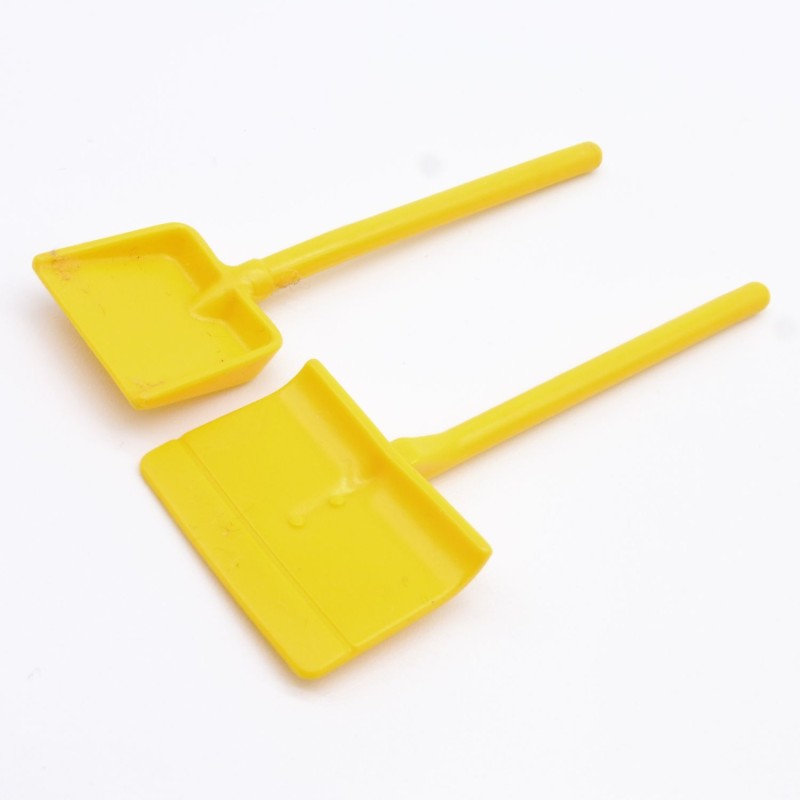 Playmobil 31407 Playmobil Lot of 2 Yellow Shovels