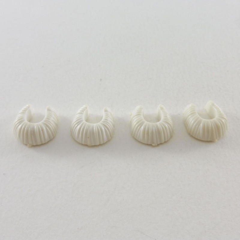 Playmobil 11637 Playmobil Set of 4 White Furs for Indian Foot